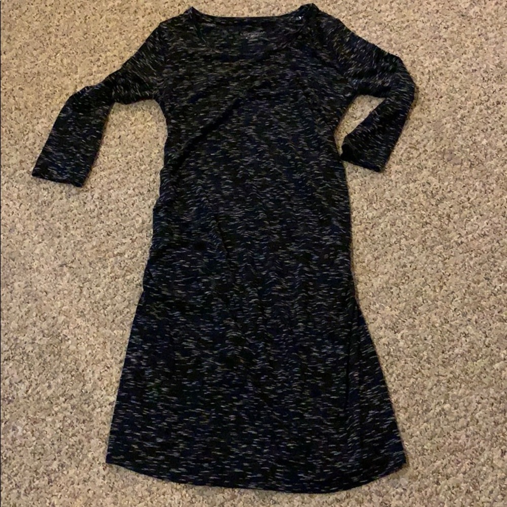 Black 3/4 sleeve maternity dress